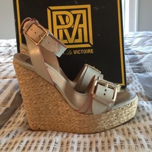 Pour la Victoire Espadrille Wedges